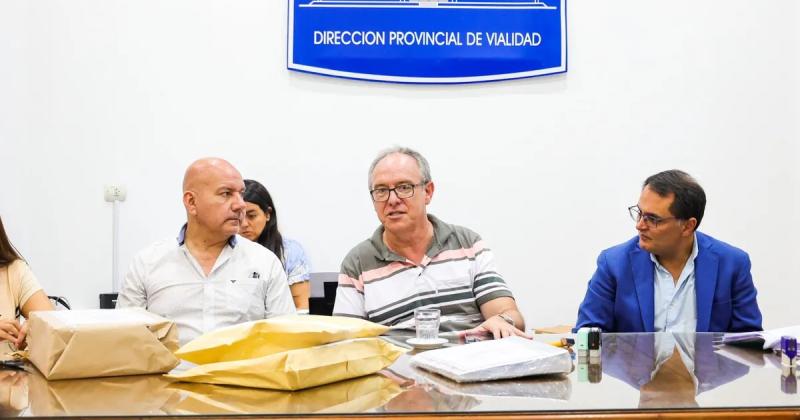 Tres oferentes se presentaron para la repavimentacioacuten de ruta provincial 4 