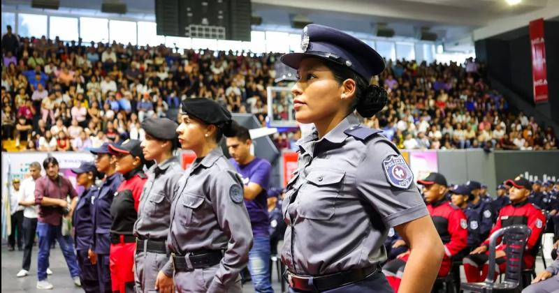 Egresaron 485 nuevos efectivos del Instituto Universitario Provincial de Seguridad