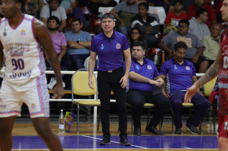 Jujuy Baacutesquet regresa el mieacutercoles a los entrenamientos