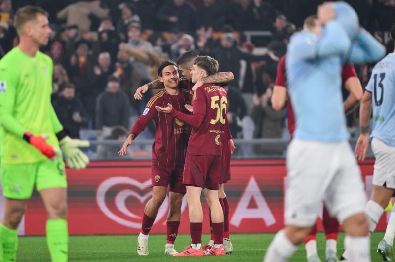 Roma se quedoacute con el derbi ante Lazio