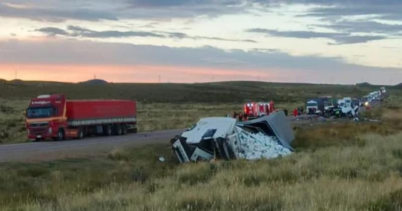 Choque fatal entre un camioacuten y una trafic en La Quiaca