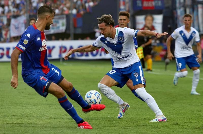 Veacutelez perdioacute con Tigre en el inicio del Torneo Apertura 2025