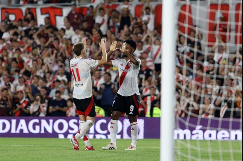 Con cuatro refuerzos River inicia el Torneo Apertura