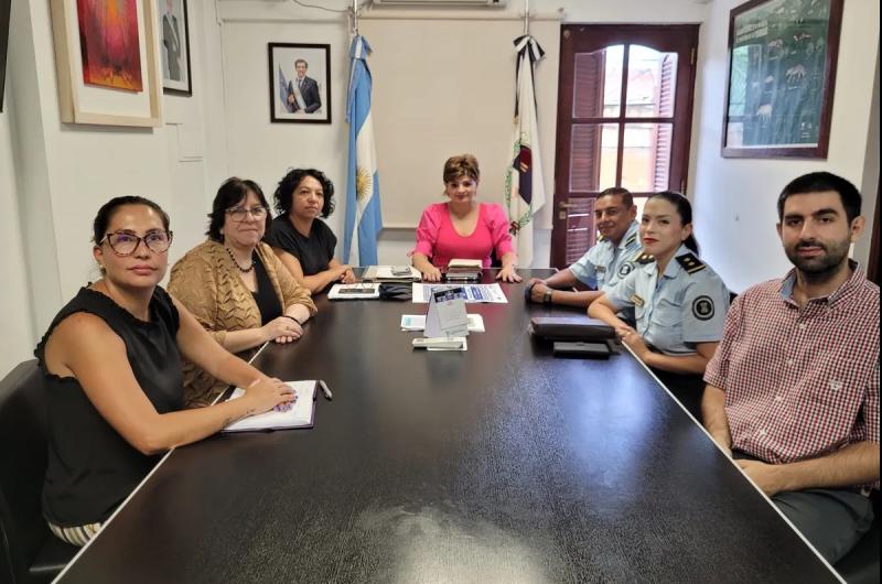 Acuerdo y cooperacioacuten entre el Ministerio de Ambiente y el Servicio Penitenciario