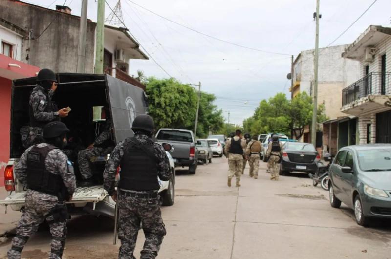 Desbaratan banda dedicada al robo de motocicletas en San Pedro 