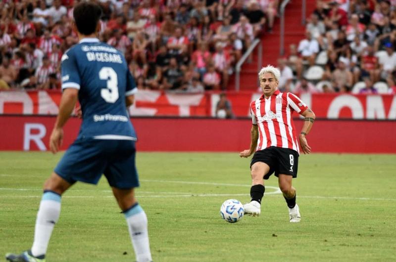 Estudiantes le ganoacute a Racing 2 a 0 y le sacoacute el puntaje perfecto