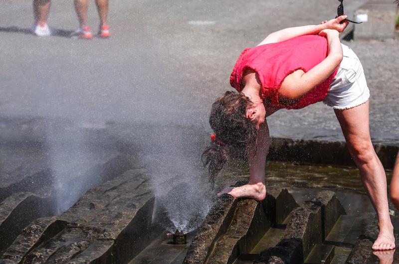 El Paiacutes sufrioacute una ola de calor con temperaturas de hasta 40deg 