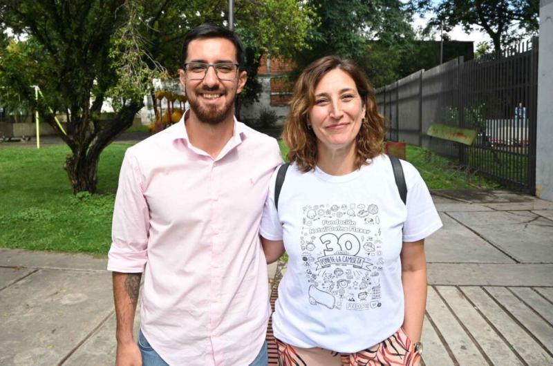 Campantildea Ponete la camiseta en el diacutea de lucha contra el caacutencer infanto juvenil