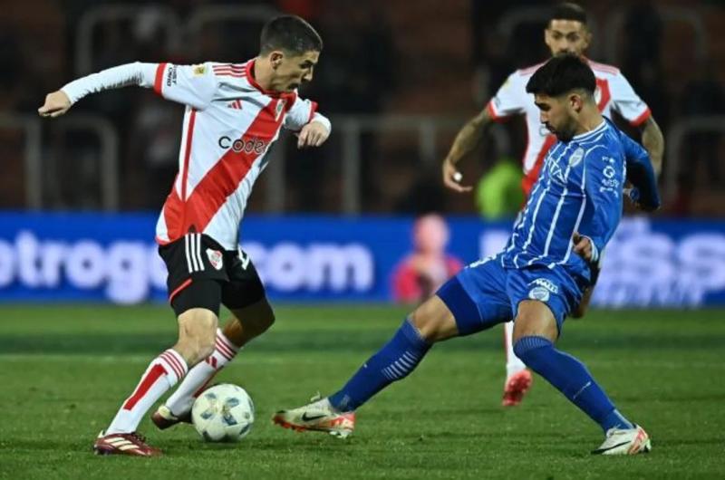 River quiere aprovechar el envioacuten y despegar en su visita a Godoy Cruz