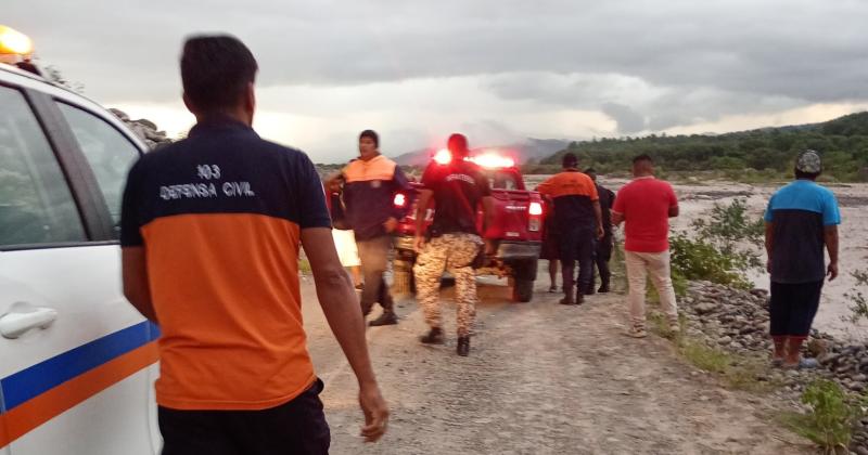 Intenso operativo de emergencias por lluvias