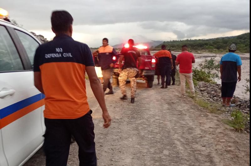 Intenso operativo de emergencias por lluvias