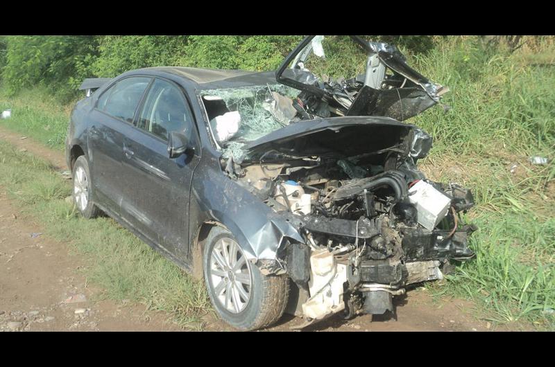 Hubo Una Triple Colisión Entre Dos Camiones Y Un Auto En Calilegua Diario Pregon De Jujuy 9904